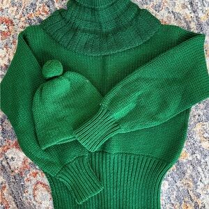 Green Turtleneck Sweater, dickie and beanie Set